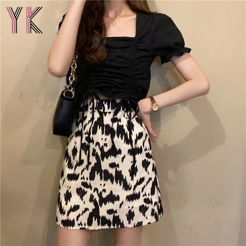 

Two-Piece Drawstring Petal Sleeve Square Neck Short T-Shirt + Tie-Dye A-Line Skirt Korean Fashion Women'S Suit Casual Summer Set