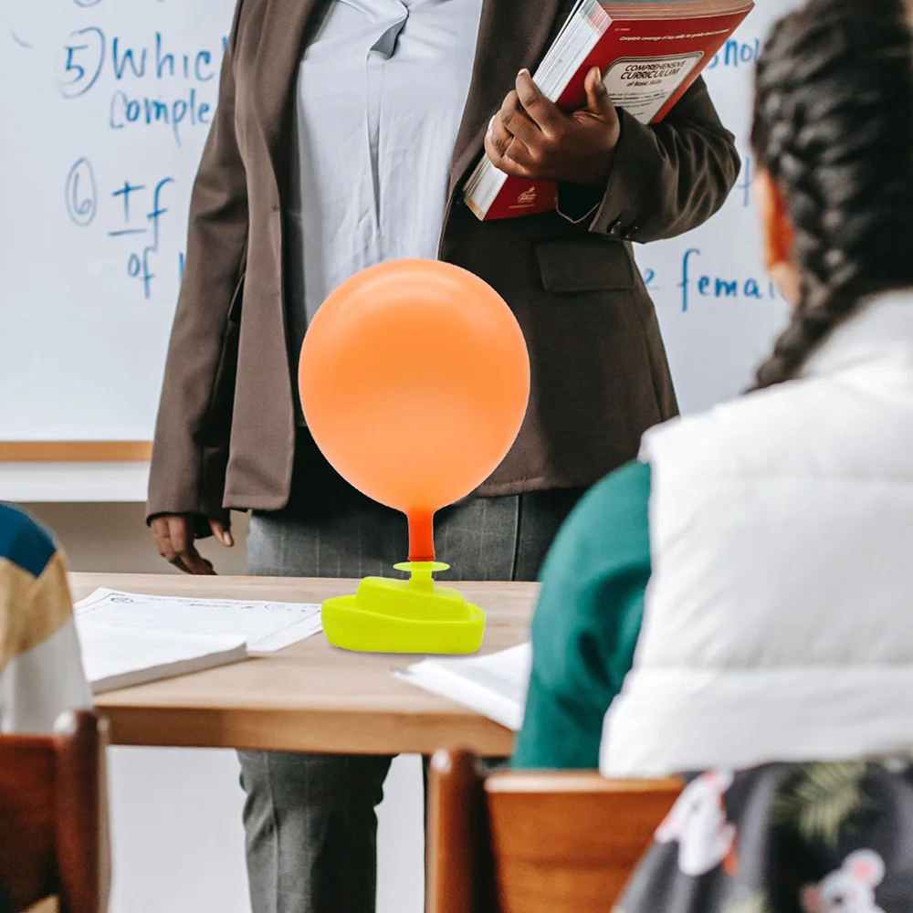 

1 Set of 4 Pcs DIY Balloon Powered Boat Recoil Boat Funny Balloon Recoil Ship