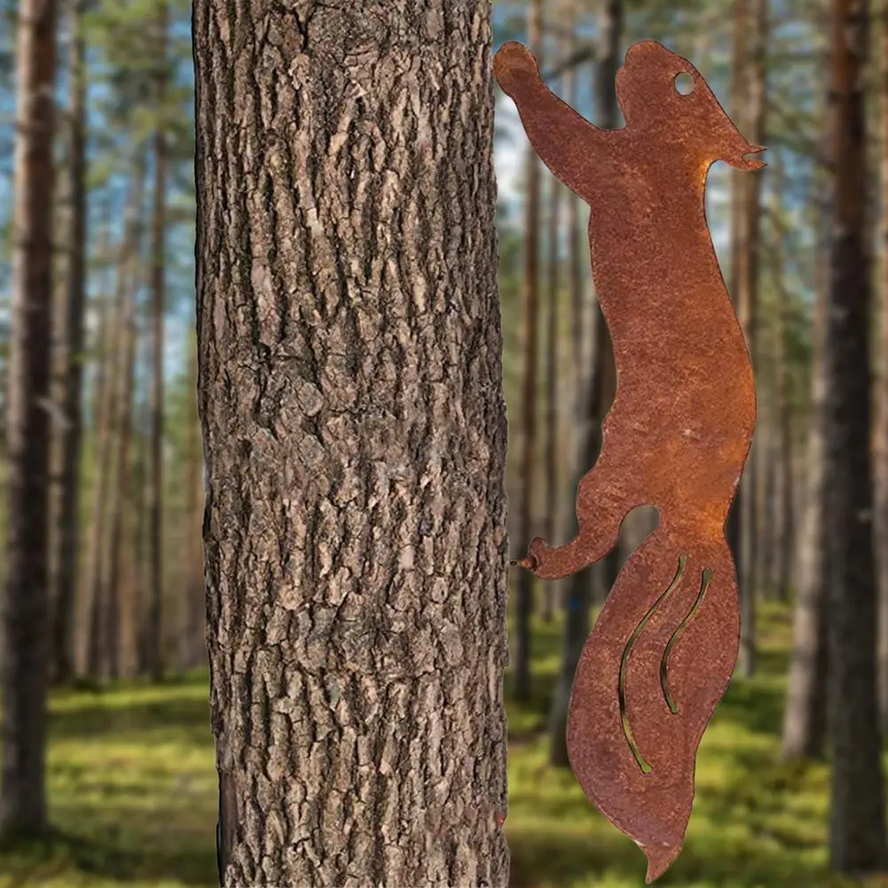 Metal Rust Squirrel Decor Garden Silhouette For Tree Running Art Ornament Exquisite Animal Decoration |