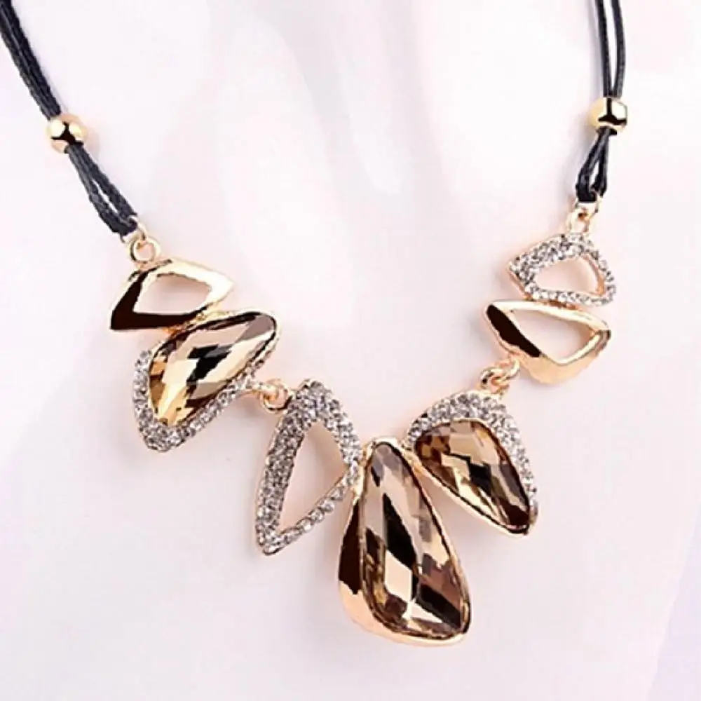 

70% HOT SALE Pendant Necklace For Women Women's Fashion Luxury Hollow Out Geometric Pendant Charm Drop Necklace
