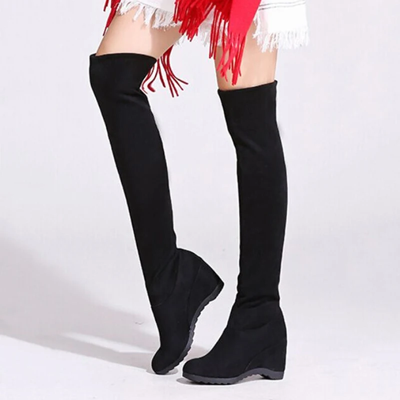 

Новинка; Сезон осень-зима; Модные женские сапоги на плоской подошве; Женские Сапоги выше колена; Высокие замшевые сапоги