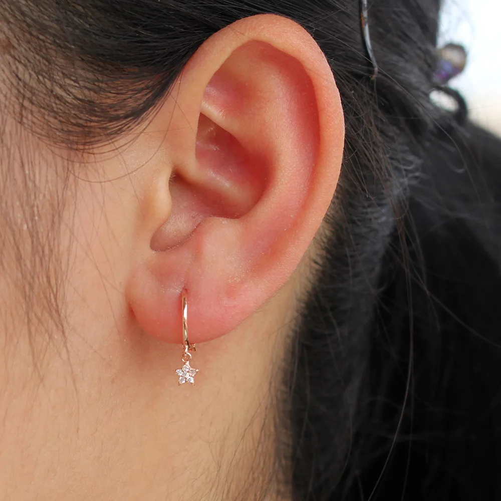 Женские серьги-гвоздики из серебра 100% пробы с фианитами | Украшения и аксессуары