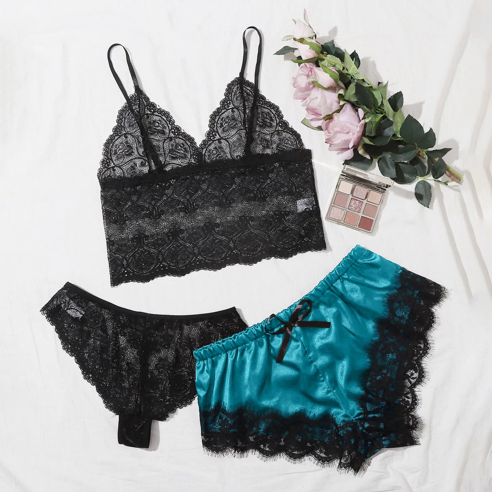 

Pajama Sets For Womansexy Retro Lace Belly Bag Sexy Women V-neck Eyelash Lace Sexy Stain Camisole Pajamas Bowknot Shorts Set