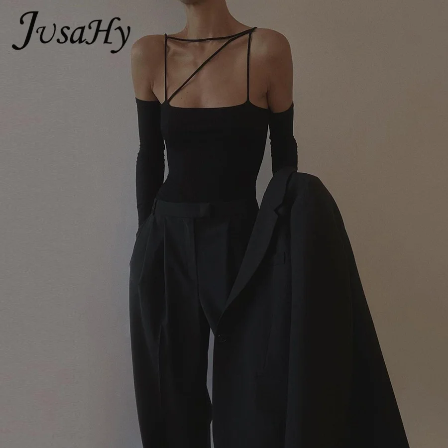 Женское трикотажное боди с длинным рукавом и вырезом лодочкой |