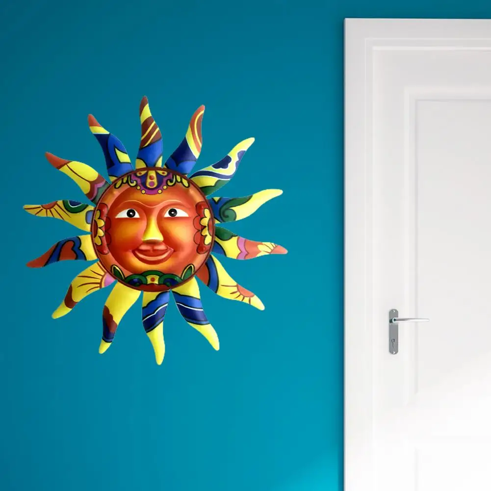 

Dropshipping Wall Sculpture Sun Face Pattern Shooting Props Iron Indoor Outdoor Hanging Ornaments for Living Room Decoration