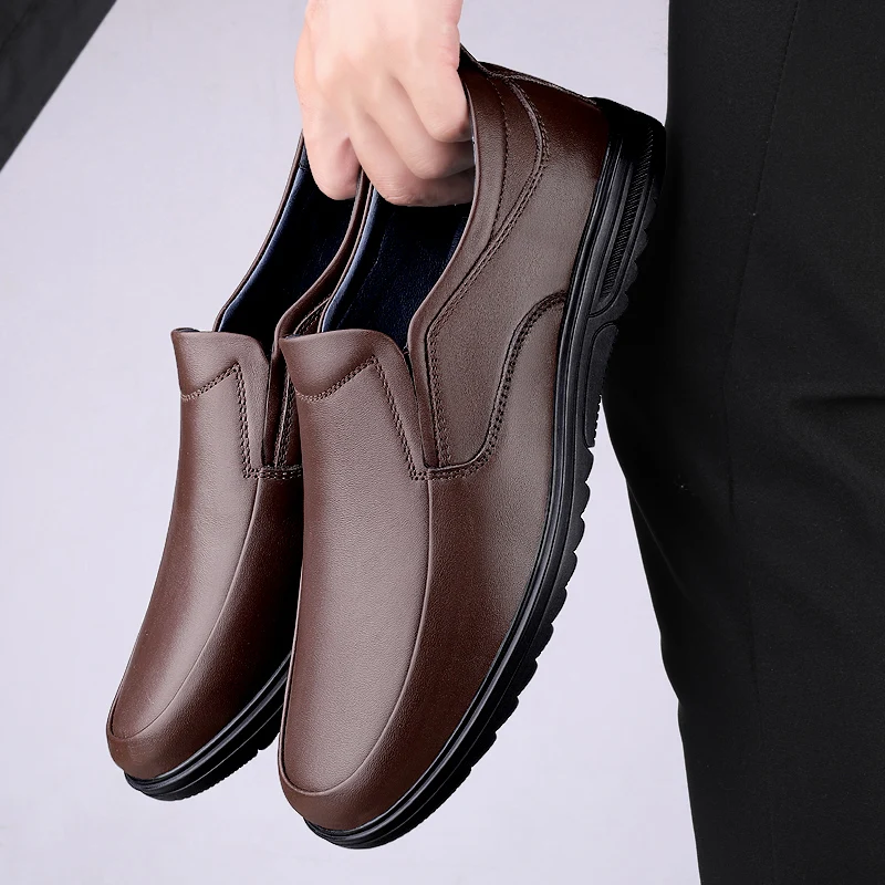 

Туфли мужские из натуральной кожи, роскошные брендовые, дышащие мокасины, без застежки, удобная обувь для вождения, повседневные дизайнерские, черные