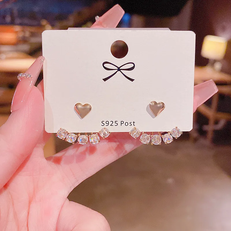 

Silver Needle Korean Version of The New Two-wear High-end Design Earrings Inlaid Zircon Super Flashing Net Red Earrings Earrings