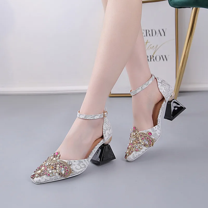 Женские Классические босоножки на высоком каблуке заостренный носок