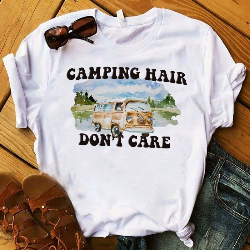 Женская футболка с принтом Happy Camper Hair Don't Care | одежда