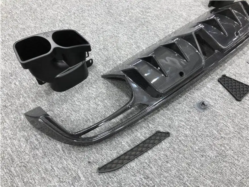 Задний бампер из углеродного волокна автомобильный диффузор подходит для Benz C Class