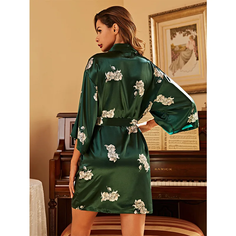

Women's Satin Bathrobe Green Wedding Bride Bridesmaid Robes Nightgown Sleepwear Summer Loose Lady Kimono Nightdress Lounge Gown