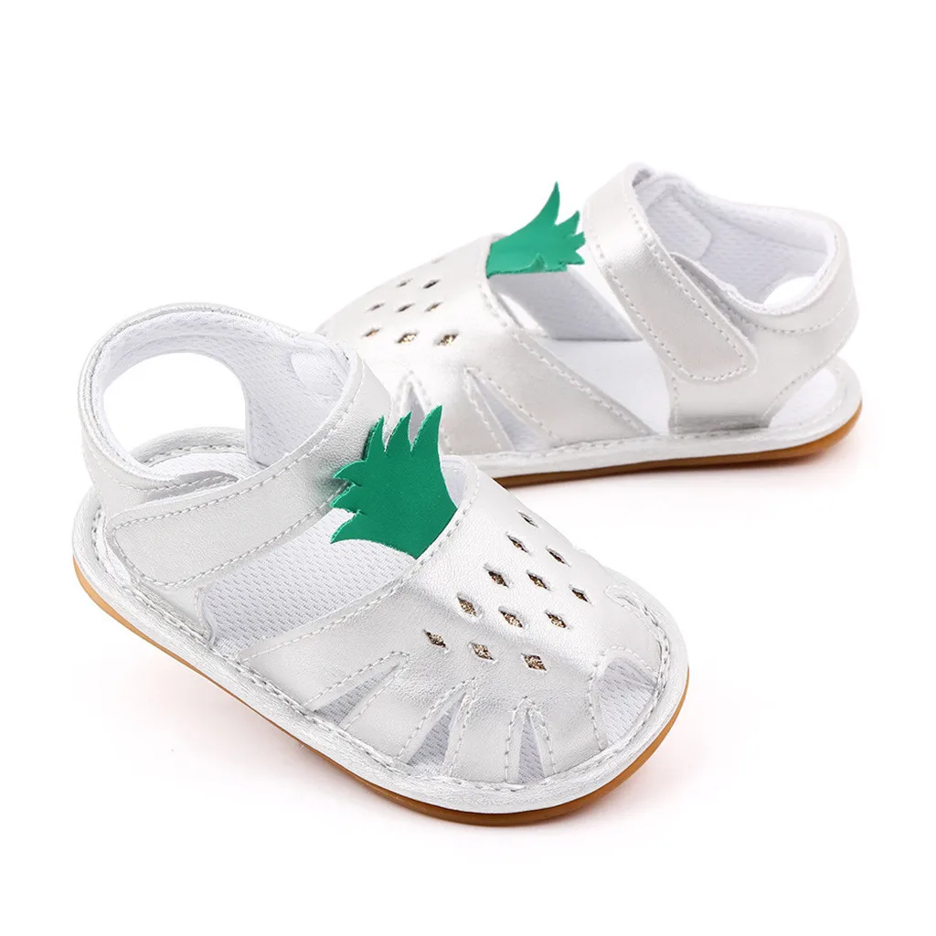 

2021 new baby cute simple bun pineapple magic paste soft sole comfortable toddle shoes baby sandals