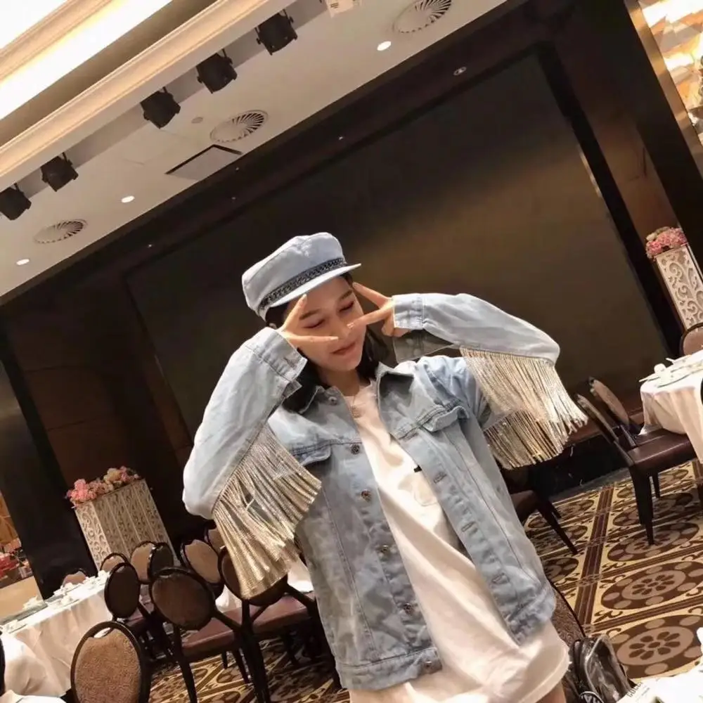 Женская джинсовая куртка с бахромой со стразами | одежда