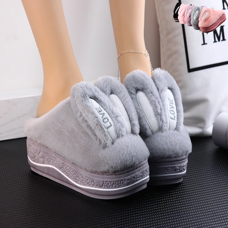 Женские тапочки Зимние теплые на высоком каблуке 5 см с кроличьими ушками