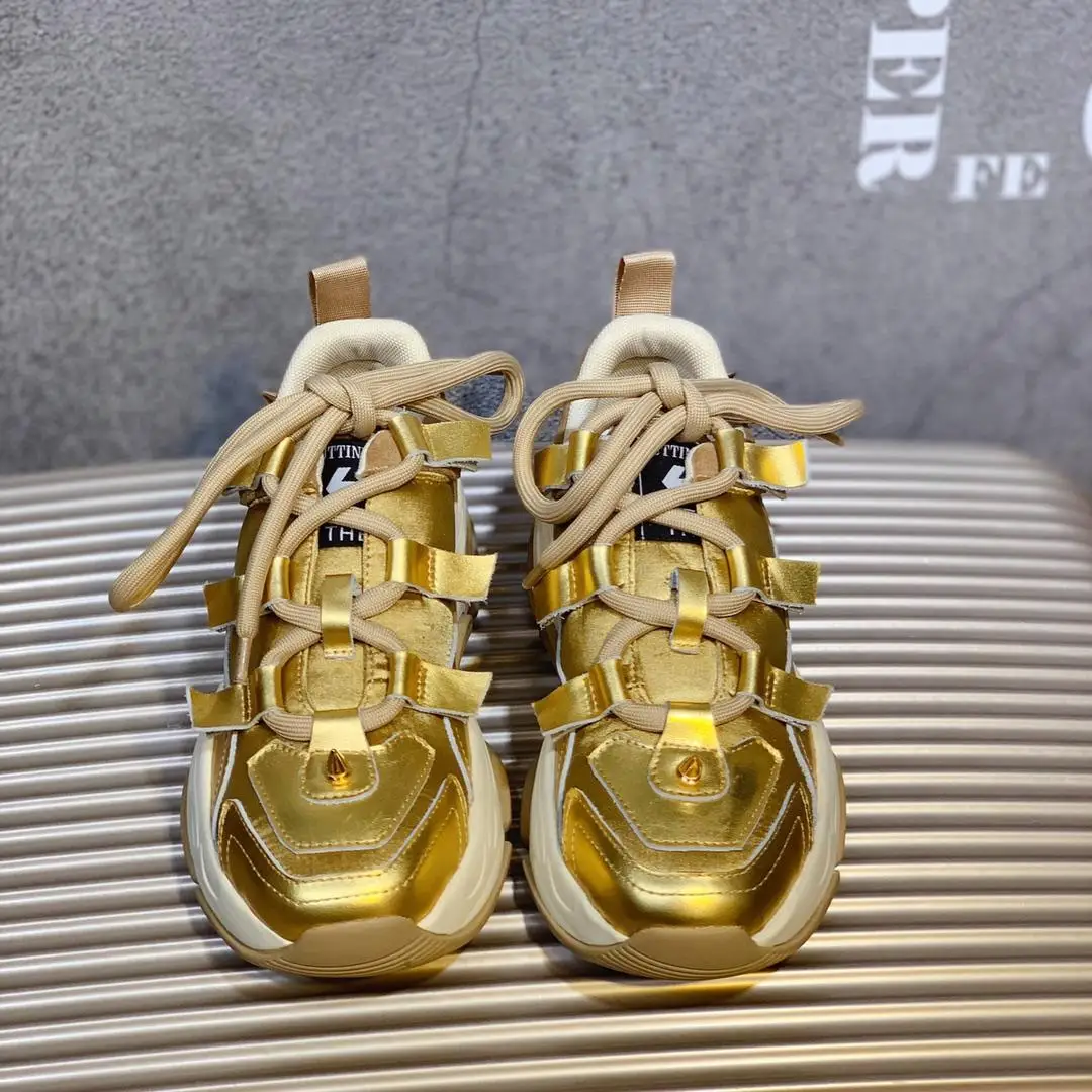 Кроссовки женские кожаные на толстой подошве повседневная обувь модные Папины