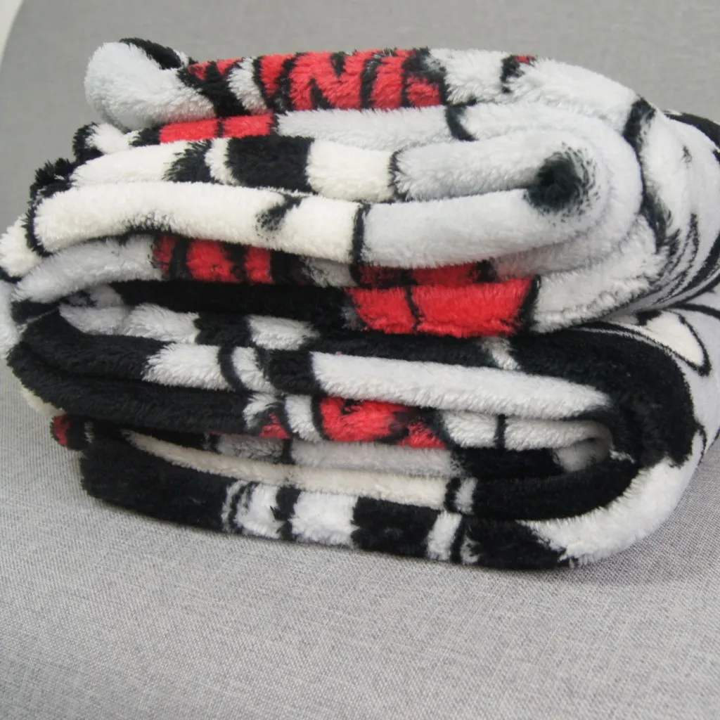 Disney мультфильм черный и белый Микки Маус легкий плюшевый плед для детей на