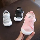 2020 летняя обувь для малышей, повседневная обувь для маленьких девочек и мальчиков, Нескользящая дышащая Высококачественная детская пляжная обувь с защитой от столкновений