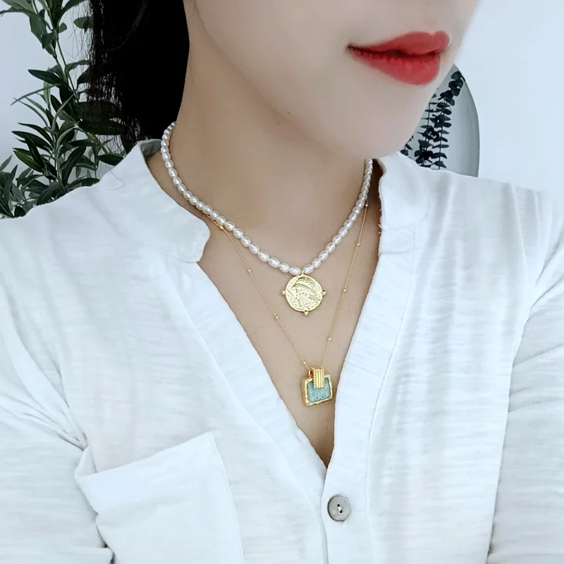 

European and American Fashion Fresh Green Color Square Stone Necklace Women