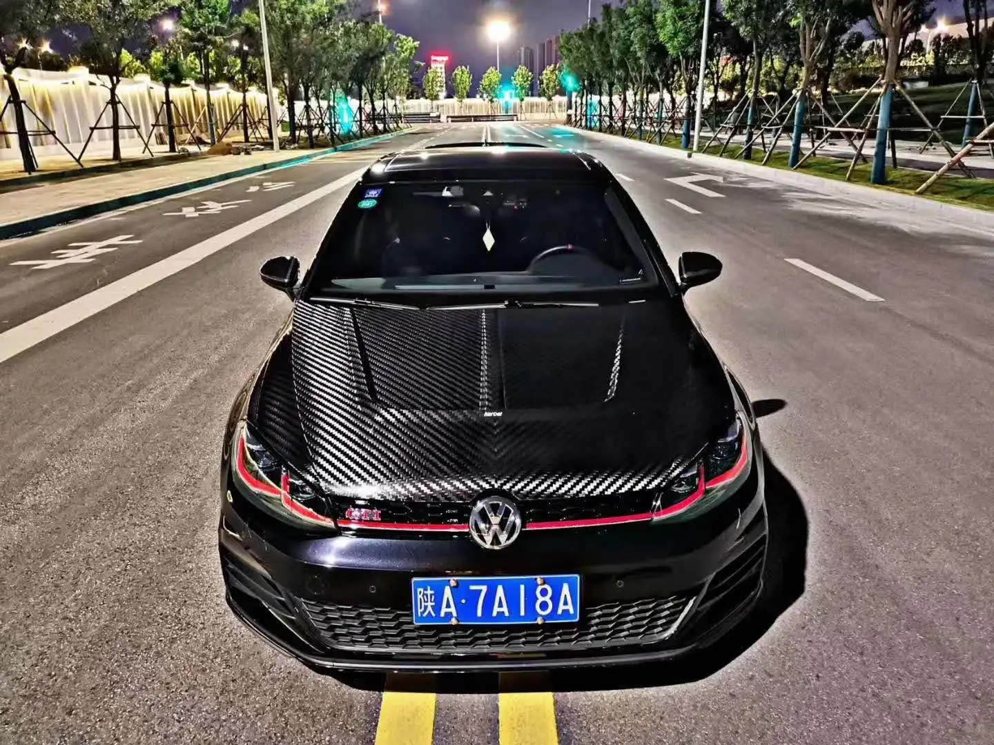 

Karbel hot sale spare parts body kit carbon fiber door fender for VW 7.5 GTI