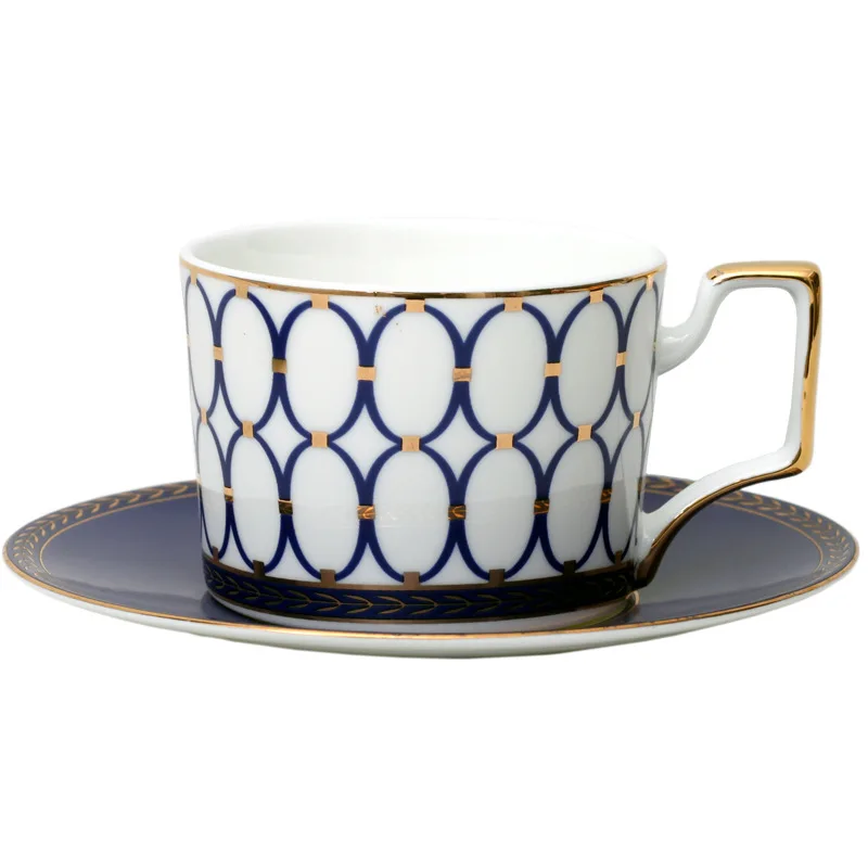 Европейский набор кофейных кружек из костяного фарфора 200 мл роскошная