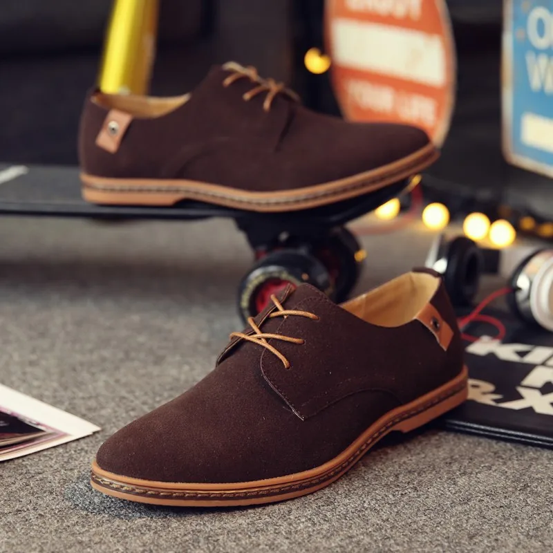 

2021 New Brand Men Shoes Casual Leather Fashion Trendy Black Blue Brown Flat Shoes For Men Sneakers Plus Size 38-48