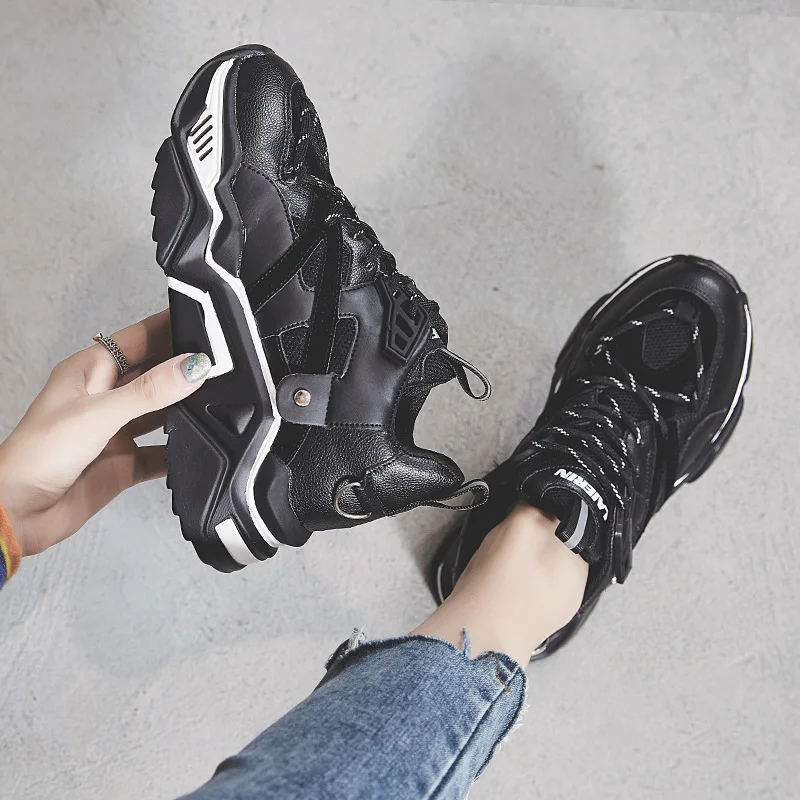 Женские кроссовки на массивной подошве увеличивающие рост с дышащей сеткой