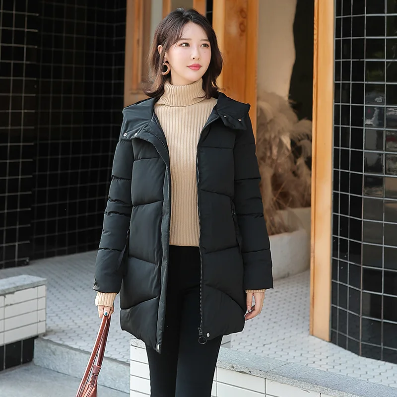 Женское пуховое пальто теплая тонкая куртка с капюшоном однотонная длинная на