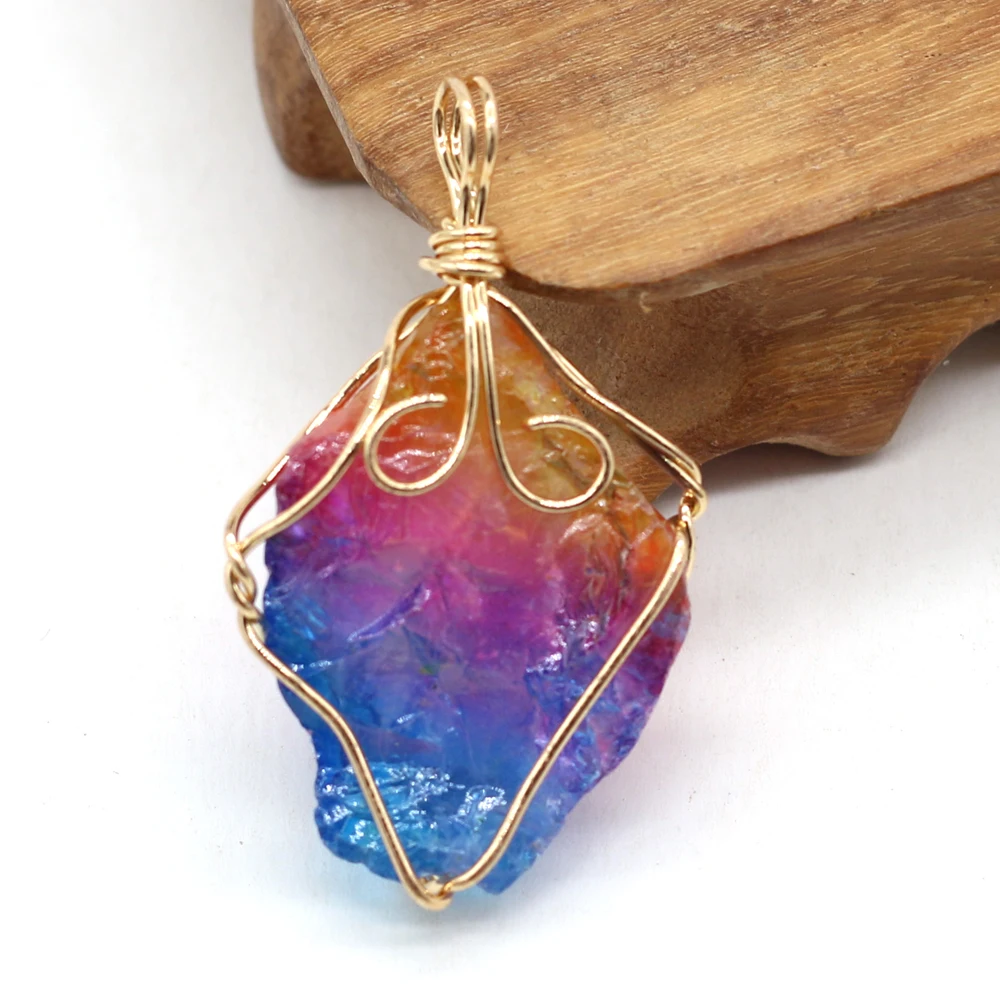 

Natural Stone Semi-precious Stone Pendant Irregular Winding Gold Line Crystal Exquisite Pendant for Making Necklace Accessories