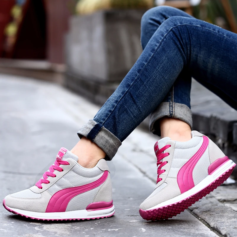 Женские кроссовки на плоской подошве сетчатые дышащие с вулканизированной