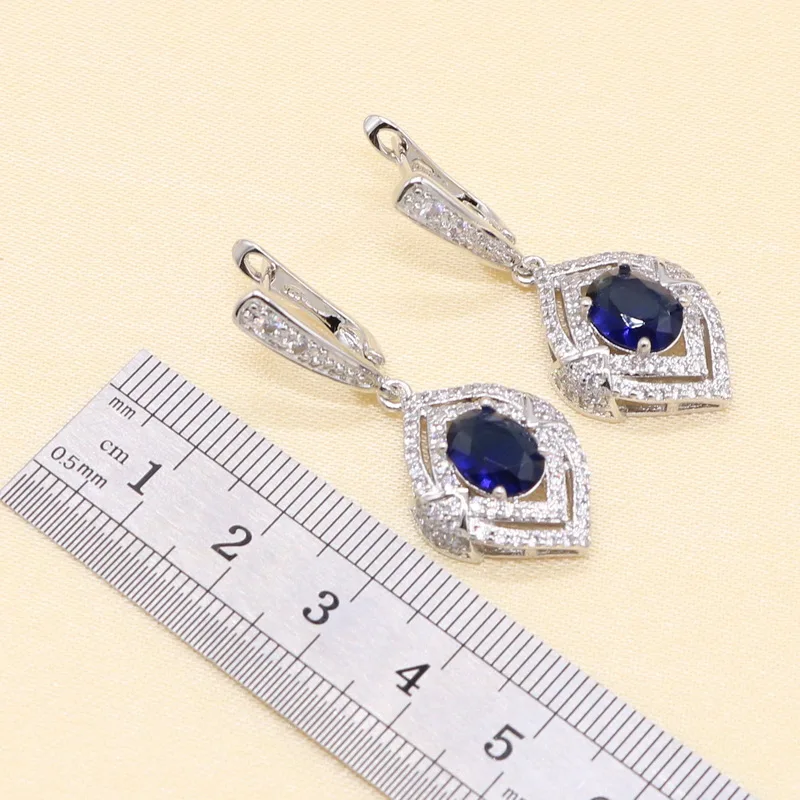 Женский ювелирный комплект из колье серёг браслета и кольца | Украшения