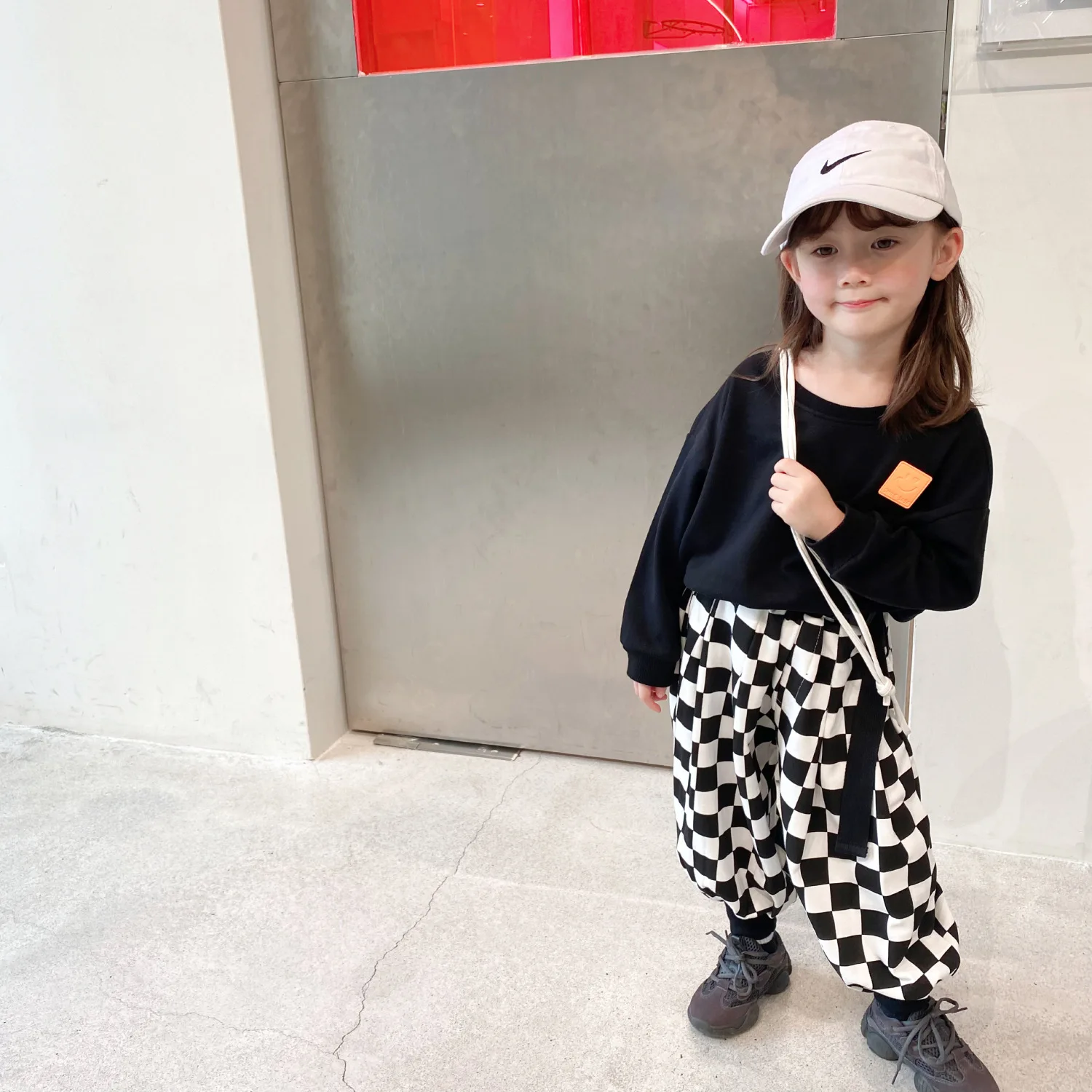 

Детские брюки, Новинка осени 2021, корейские свободные клетчатые брюки для девочек и мальчиков, Детские квадратные вязаные брюки, детская оде...