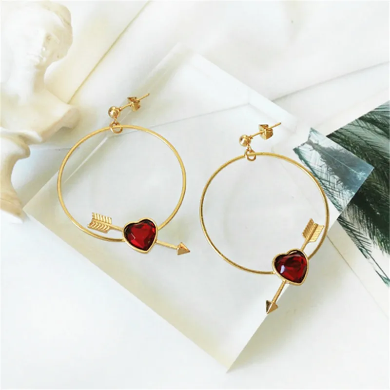

Fashion Geometric Bohemia Birthday Stud Earrings Fashion Round Red Heart Gold Earrings for Women Jewelry Wholesale