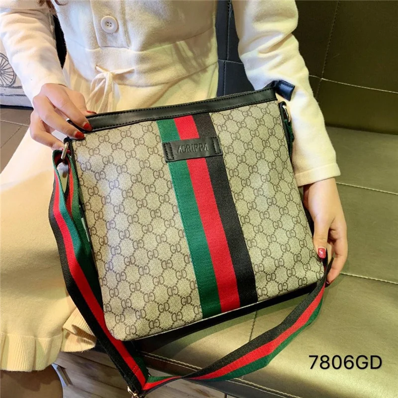 Новинка женская сумка на плечо тисненая практичная Классическая в полоску retr