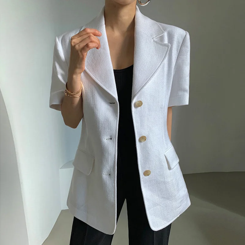 

Women Blazer 2021 Summer Korean Fashion Coat Temperament Lapel Three Button-down Design Casual Short-sleeved Cardigan Suit Top
