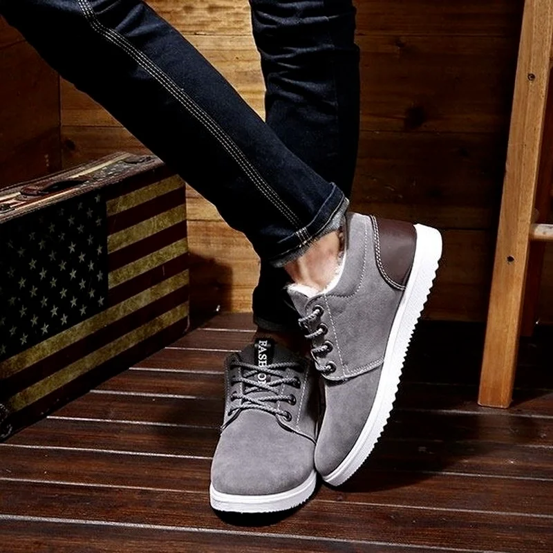 

2021 Fashion Mens Leather Casual Shoes British Style Retro Black Business Shoes Low Top Martins Trend Street Tooling Footwear