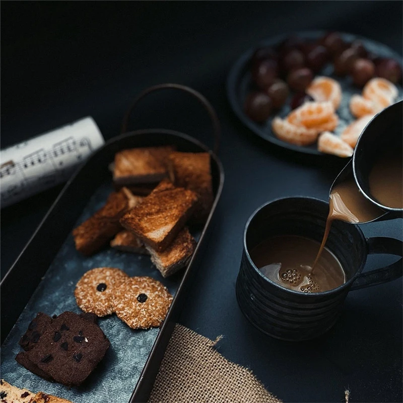 

Photography Props Retro Drinkware Vintage Wrought Iron Vase Old Handle Cup Food Fruit Coffee Cup Home Kitchen