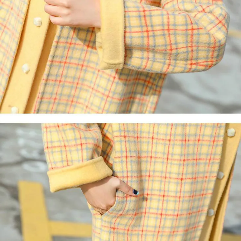 

Autumn and Winter New Popular Hepburn Small Thick Coat Plaid Woolen Women's Mid-length Korean Version
