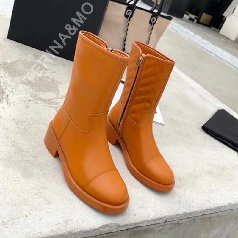 

Brand Winter Western Ankle Boots For Women Genuine Leather Zipper Chelsea Boot Flat Sole Runway Ladies Fashion Shoes Botas Mujer