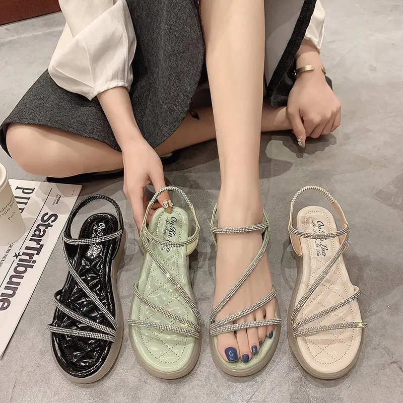 

Slippers women's outer wear fashion 2021 new summer wild rhinestone cross strap flat bottom net red sandals ins tide