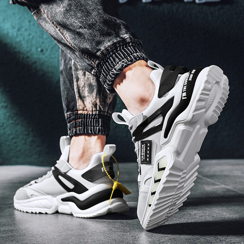 

Men's outdoor plus size sports shoes lightweight breathable mesh men's walking shoes running shoes casual shoes