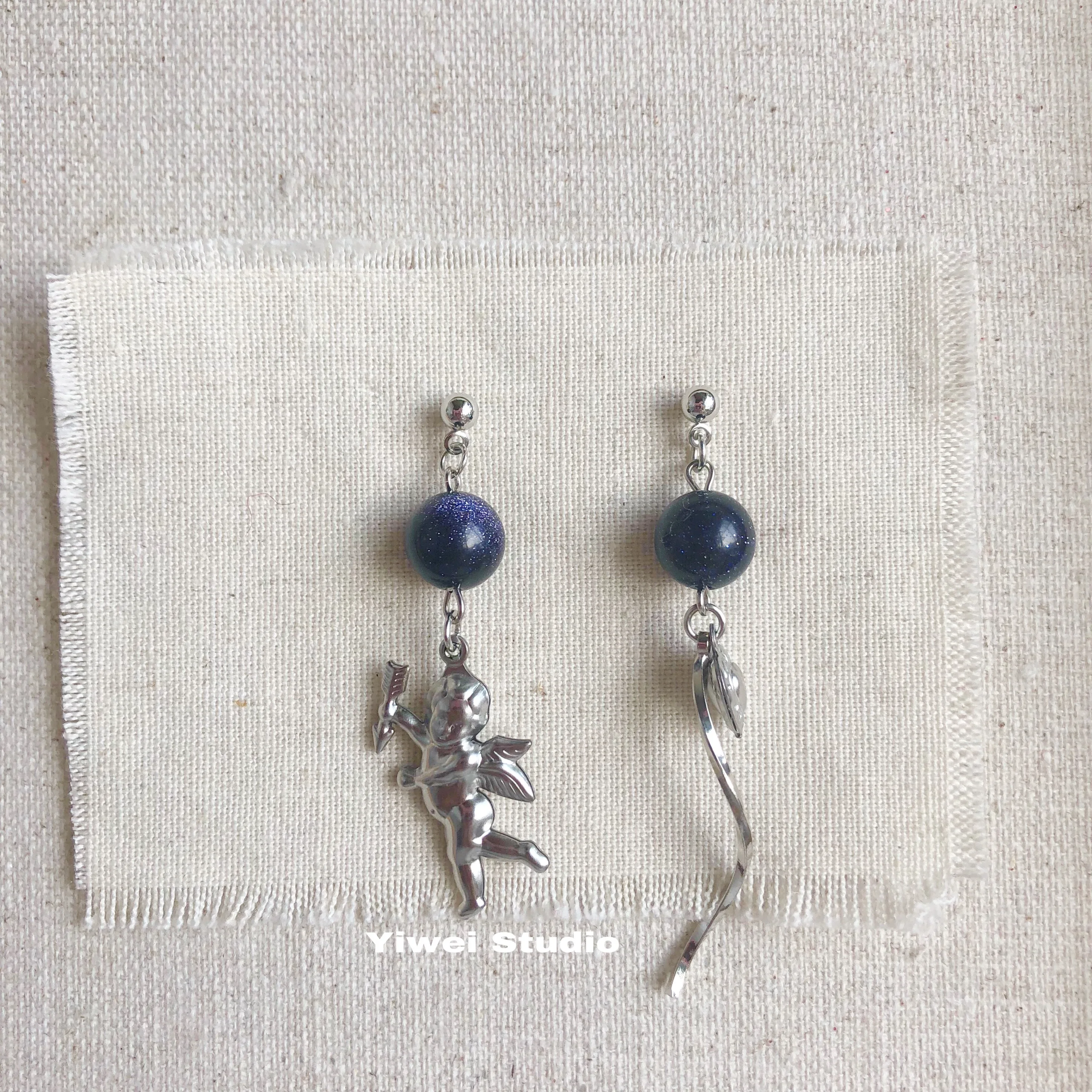 

Little Angel Cupid Earrings With Black Beads Streamlined and Long Latest Fashion Earring Women 2021 Trend Jewelry