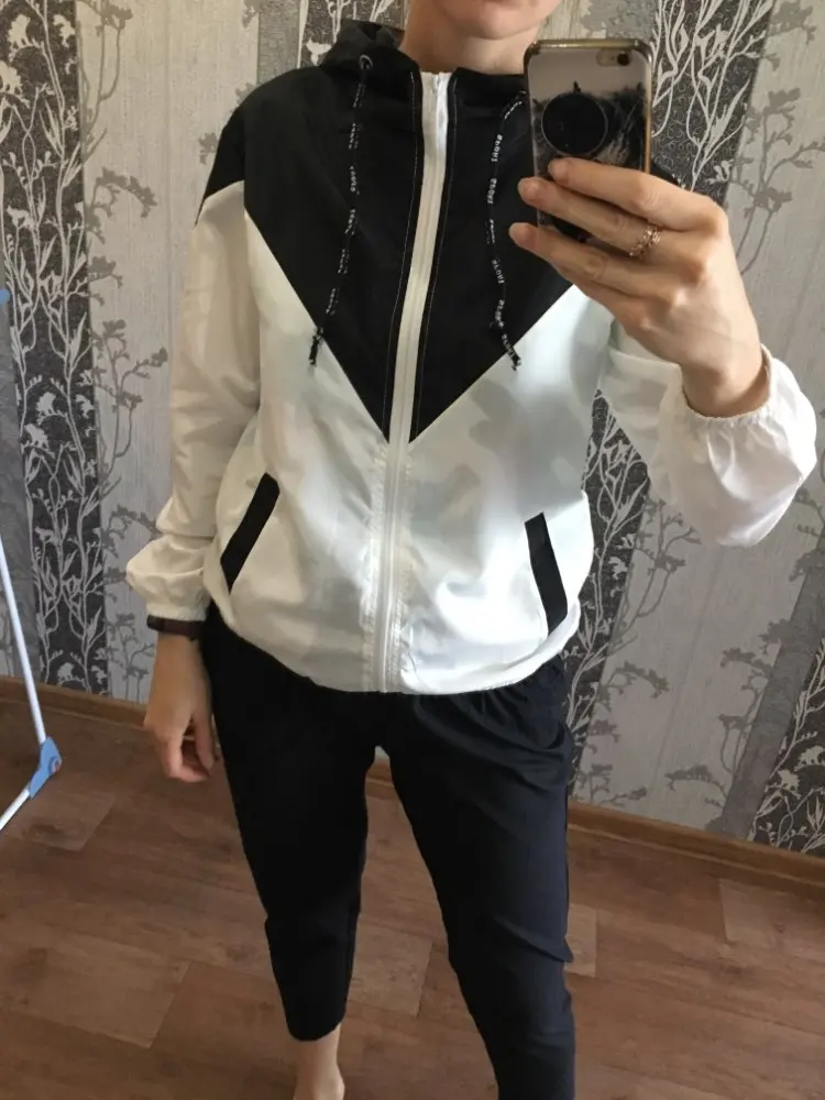 Женские базовые куртки на молнии с карманами повседневные пальто длинными