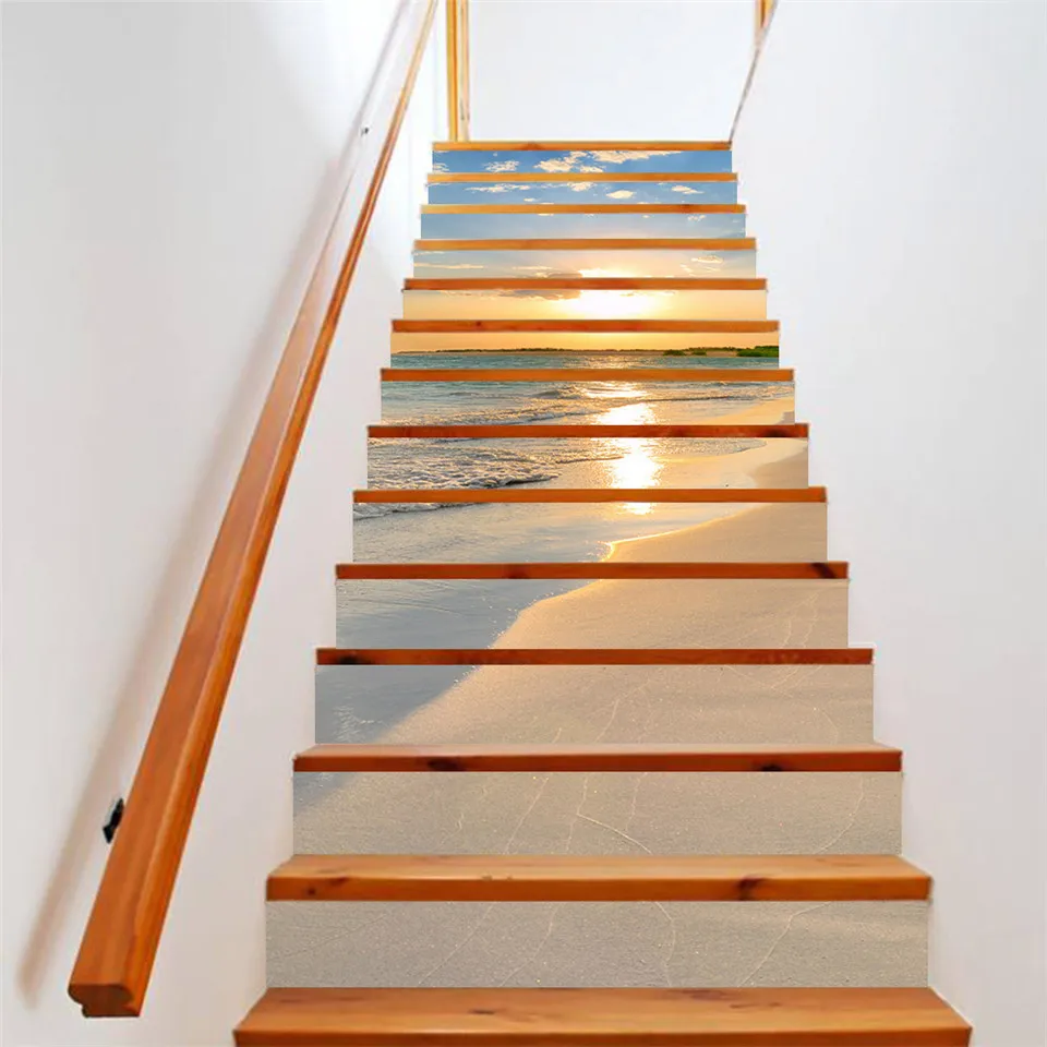 Лестница пвх. Коврики на ступеньки лестницы. Wood handrail with steel railing. Лестница пвх. Стеклянная лестница под ней гардероб.