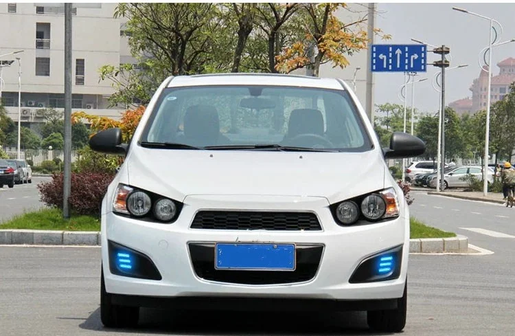 Светодиодные дневные хосветильник eOsuns для Chevrolet Aveo 2011-2013 с динамическим