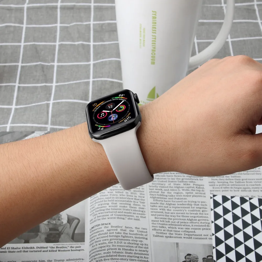 Ремешок силиконовый для Apple Watch band 44 мм 42 резиновый браслет apple watch Series 5 4 3 2 Se 6 40 38