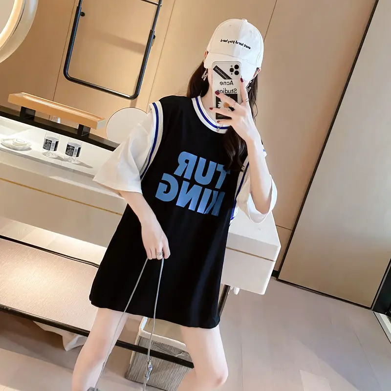 

Fake two-piece short sleeve t-shirt female 2021 summer new loose large medium length lower garment missing