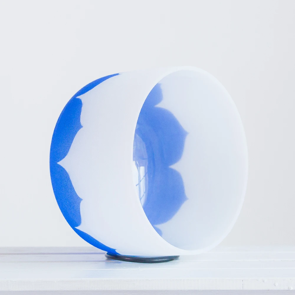 Чакра лотоса Индиго 10 дюймов Кварцевая Поющая чаша для медитации | Спорт и