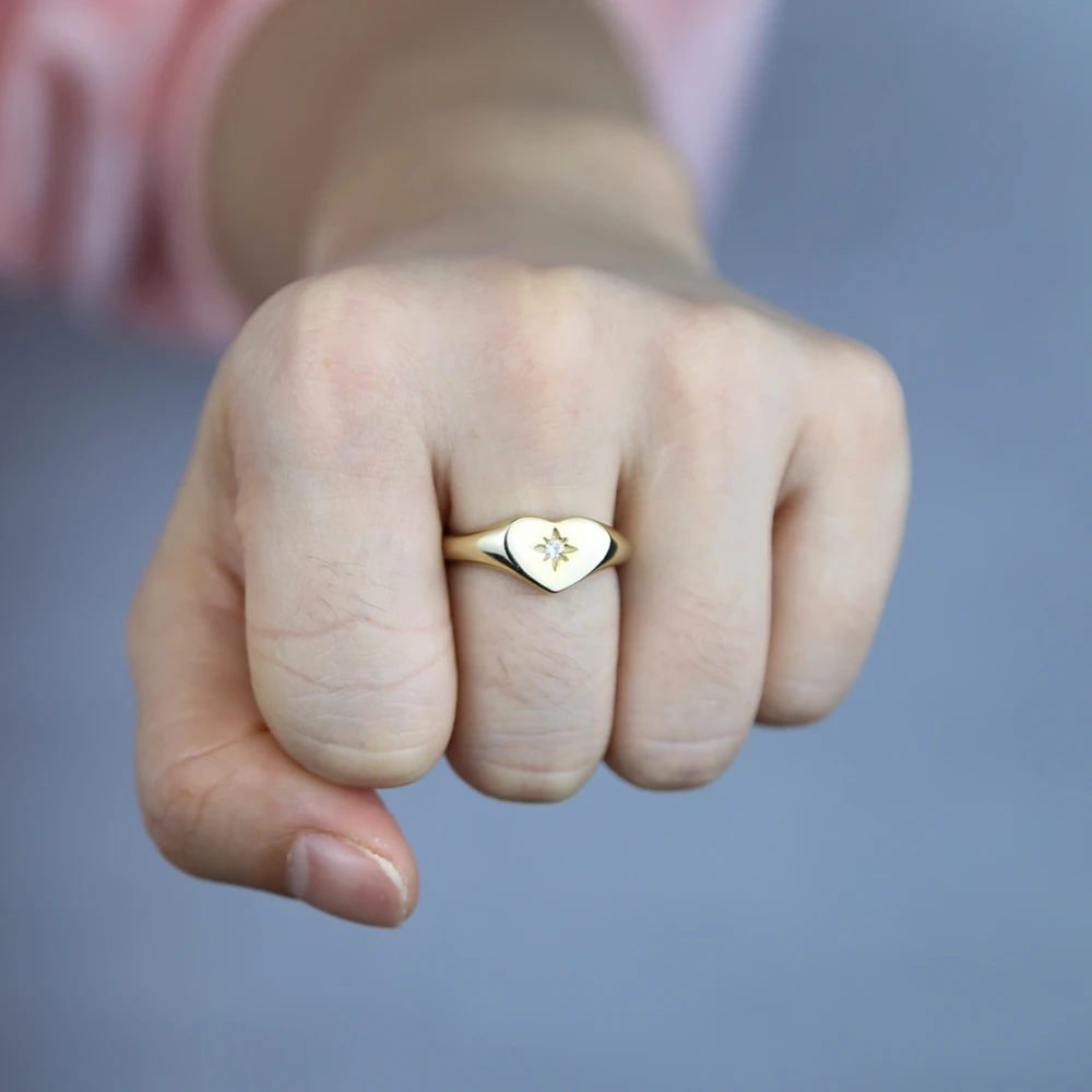 Кольцо-печатка женское из серебра 925 пробы в форме сердца | Украшения и аксессуары