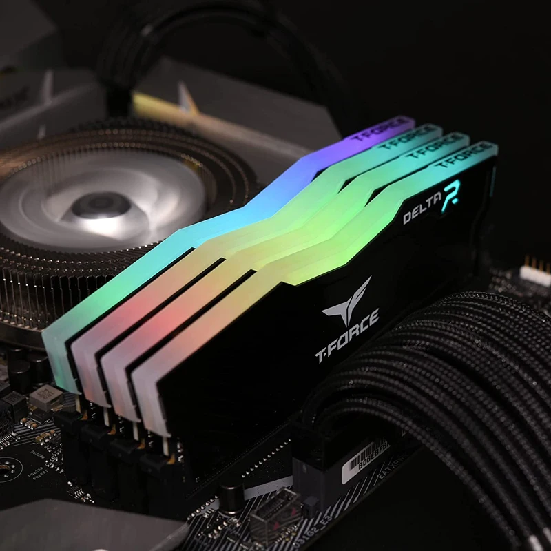 Игровой модуль оперативной памяти TEAMGROUP Delta RGB DDR4 8 ГБ 16 32 3000 3200 3600 МГц черный |