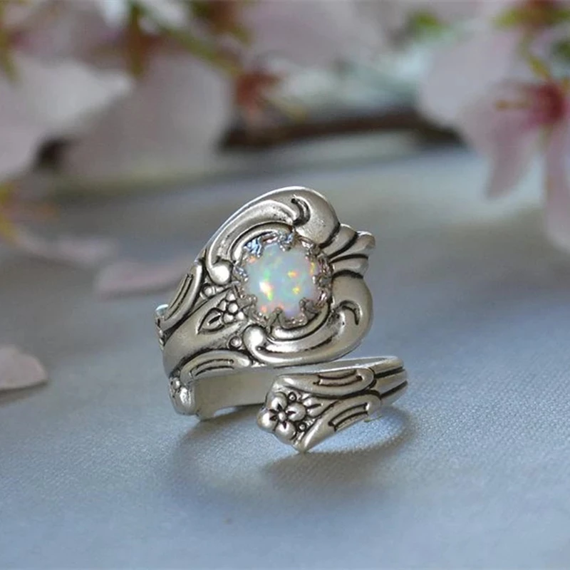 

Bohemia Womens Silver Color White Fire Opal Ring Thumb Birthstone Rings for Female Engagement Wedding Ring Fashion Jewelry Gifts